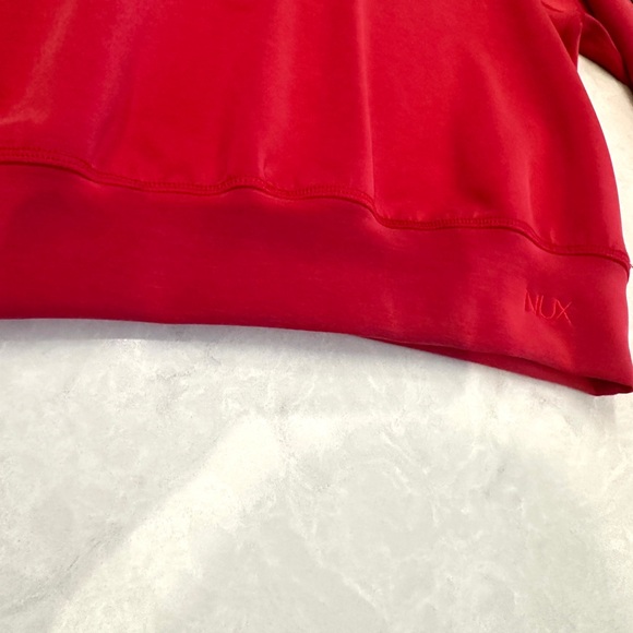 NUX Sleek Fabric Long Sleeve - Picture 3 of 5